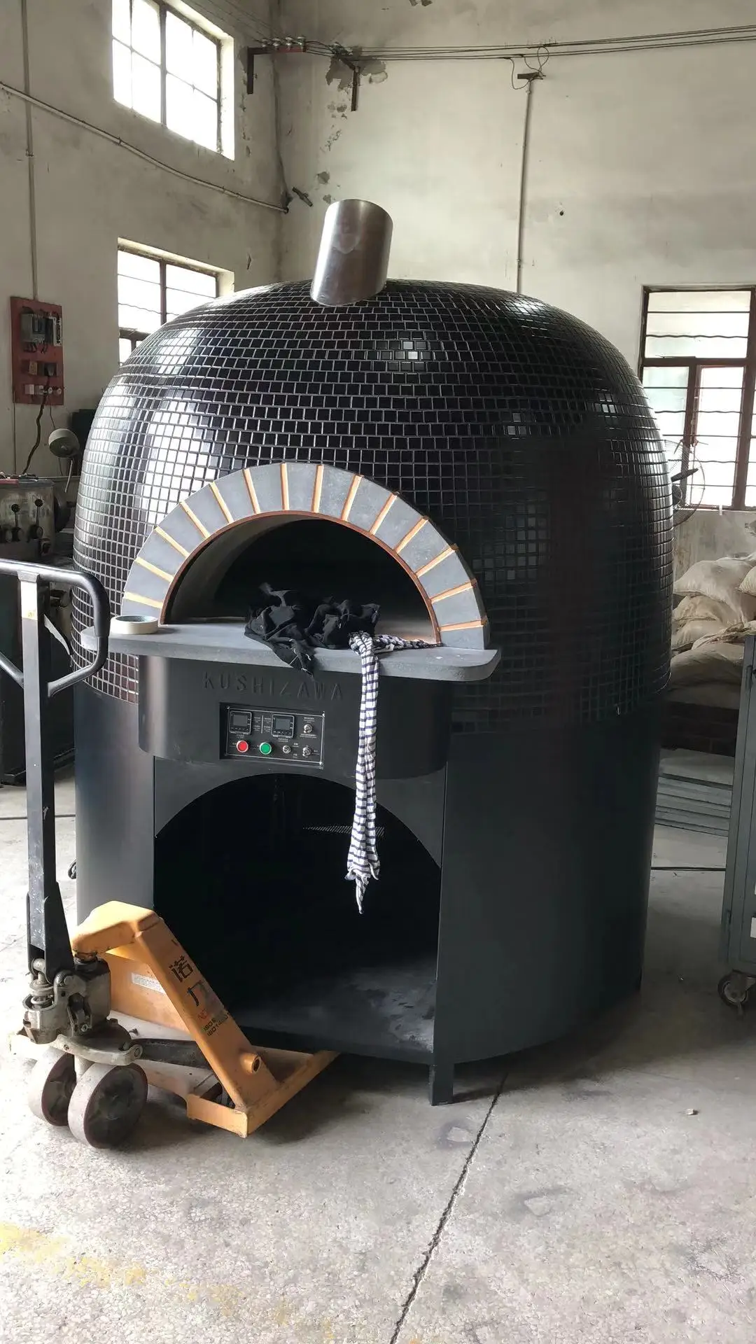 OEM Garden Wood Outdoor Automatic Rotating Pizza Oven