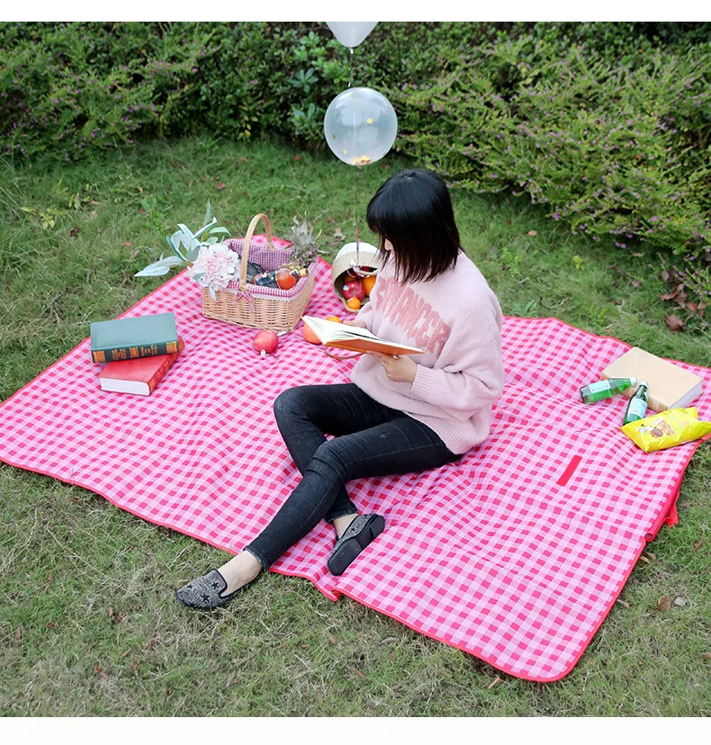 

2021 kids durable beach blanket cotton polyester waterproof recycled large magic outdoor travel water resistant picnic mat