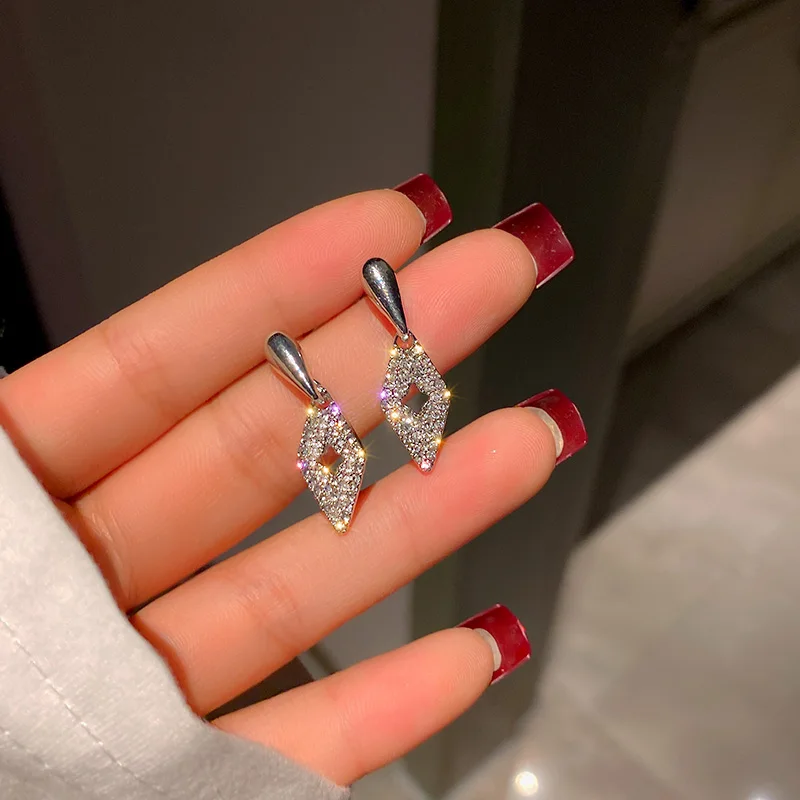 

trendy fashion crystal drop square shape earring fitting