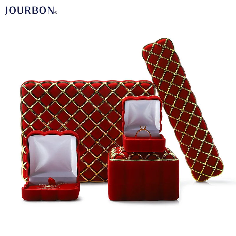 

wholesale hot sale fashion Portable handle red square wedding gift jewelry packaging box, Champagne gold