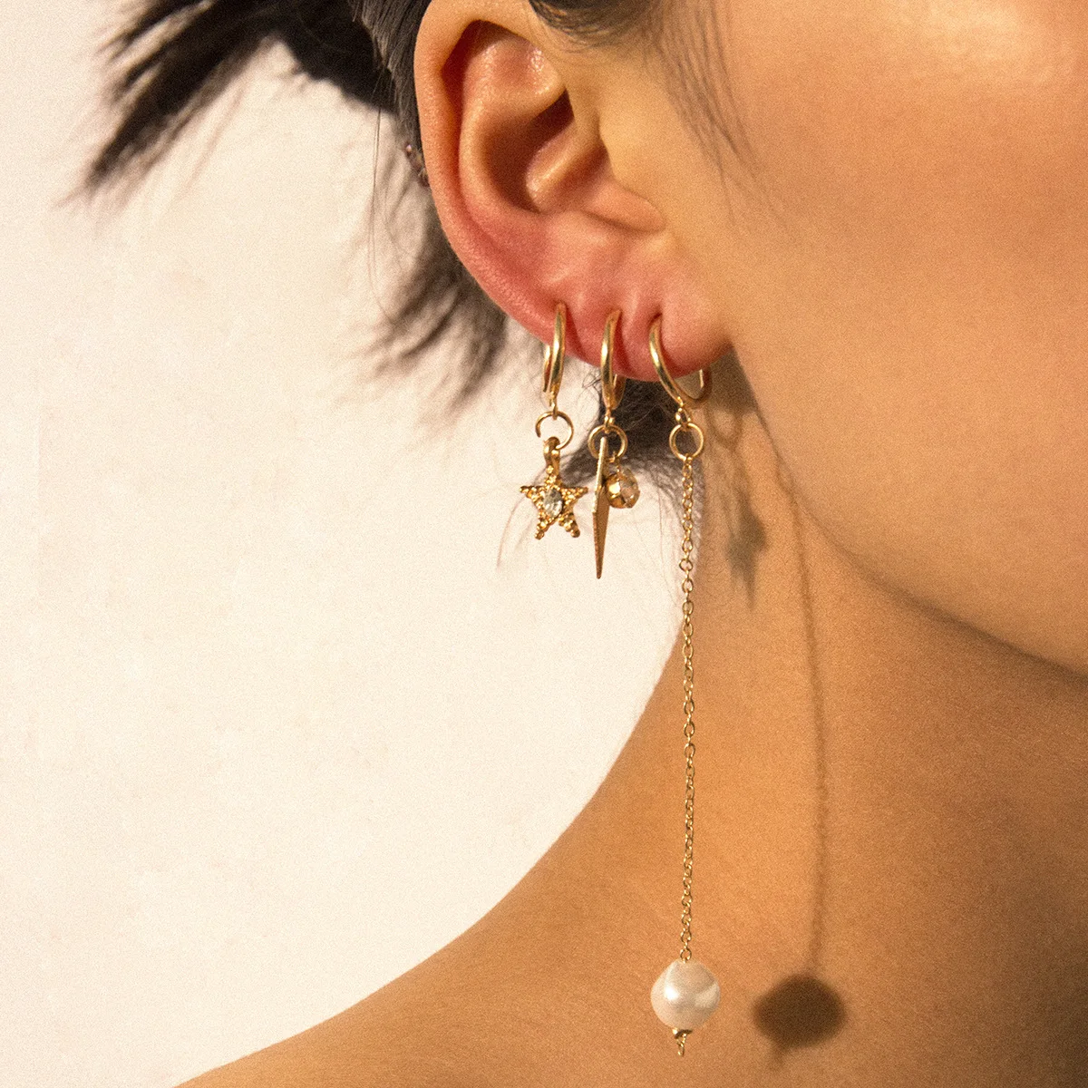 

Bohemian Accessories Gold Huggie Hoop Earrings Set Long Link Tassel Pearl Stud Earrings Set for Women, Photo