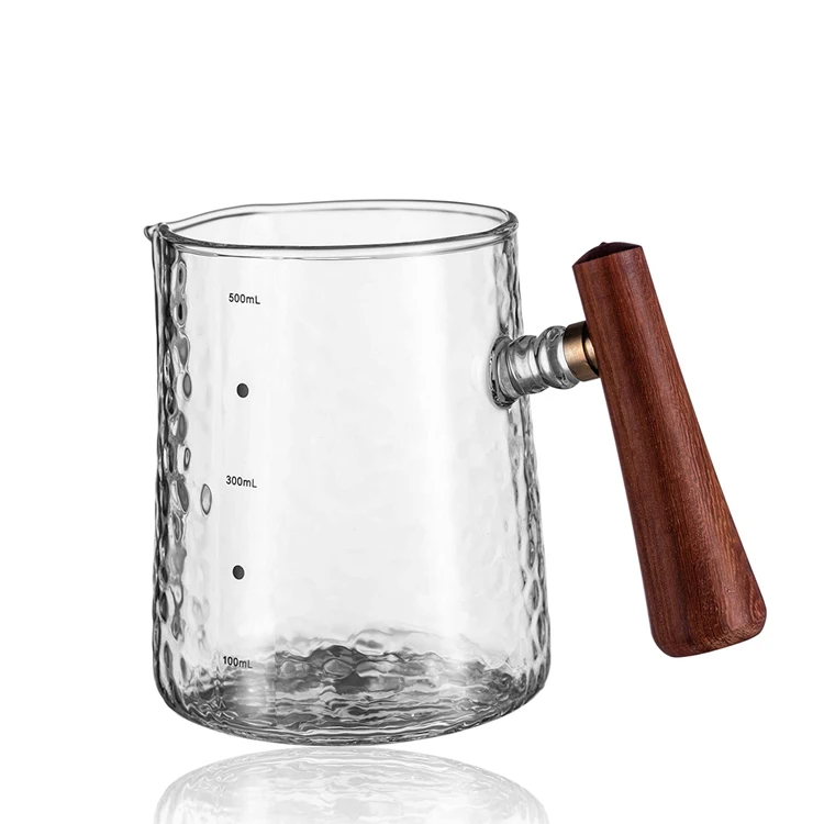 

500ml Handmade Borosilicate Glass with wooden Milk Frothing Jar Latte Art Glass Pitcher Glass Cup