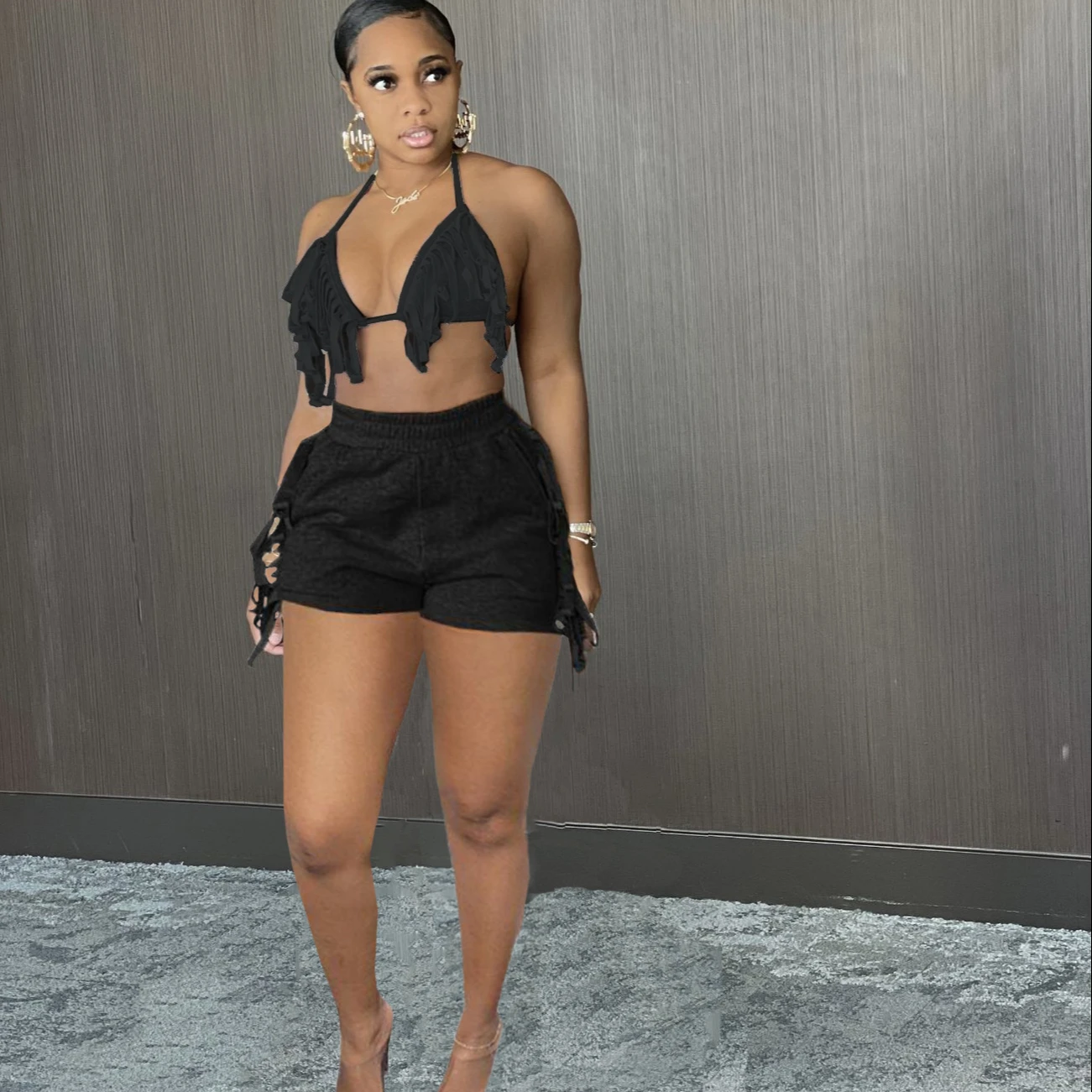 

Wholesale trending women tracksuits 2 piece outfit sports bra and ruffle shorts track suit two piece set, 4 colors