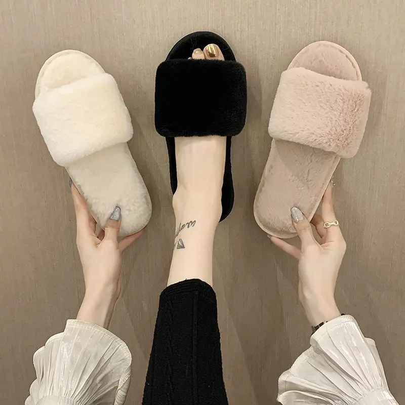

Fashion Women Vegan Faux Fur Slider Slippers, Open Toe Mule Fluffy House Slide Women Winter Slippers