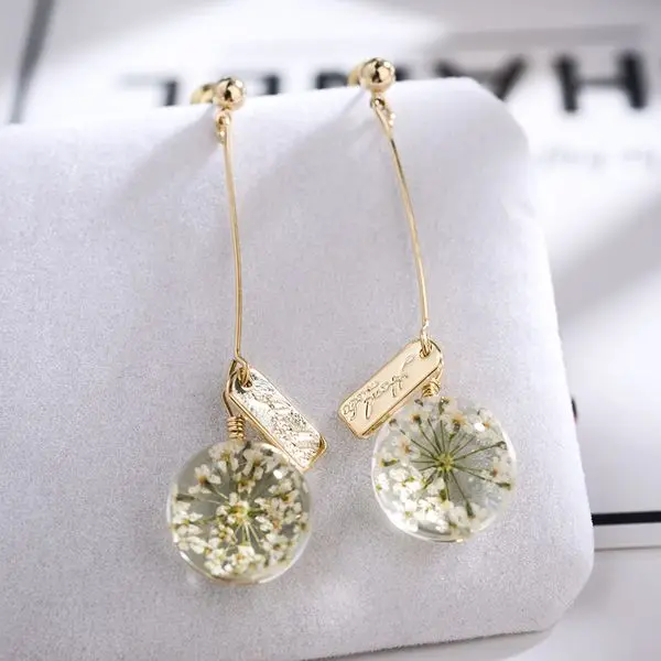 

Wholesale Fashion Pressed Flower Earrings With Pendant Glass Ball Hook earrings For Girl, Golden