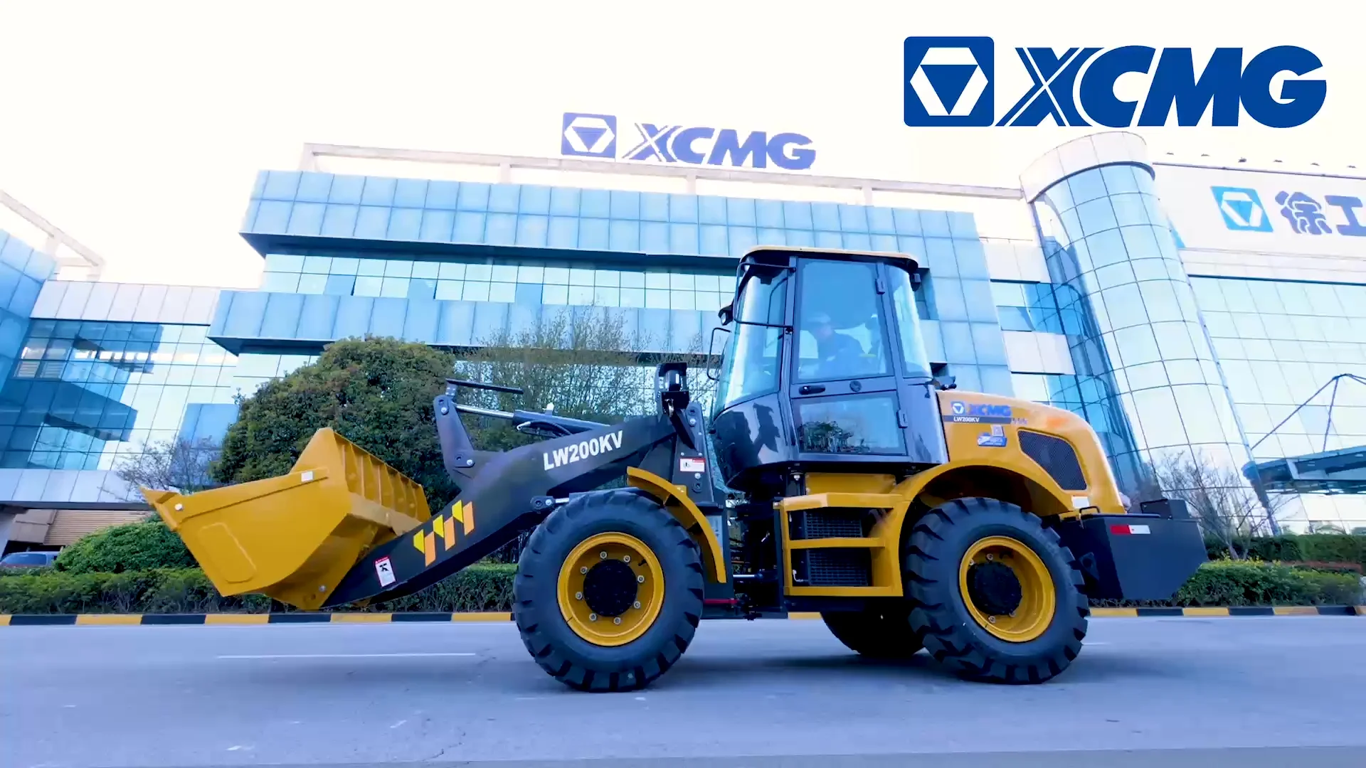 Xcmg lw180k. Xcmg 300fn. Xcmg lw200k. Xcmg lw330. Фронтальный погрузчик lw180к.