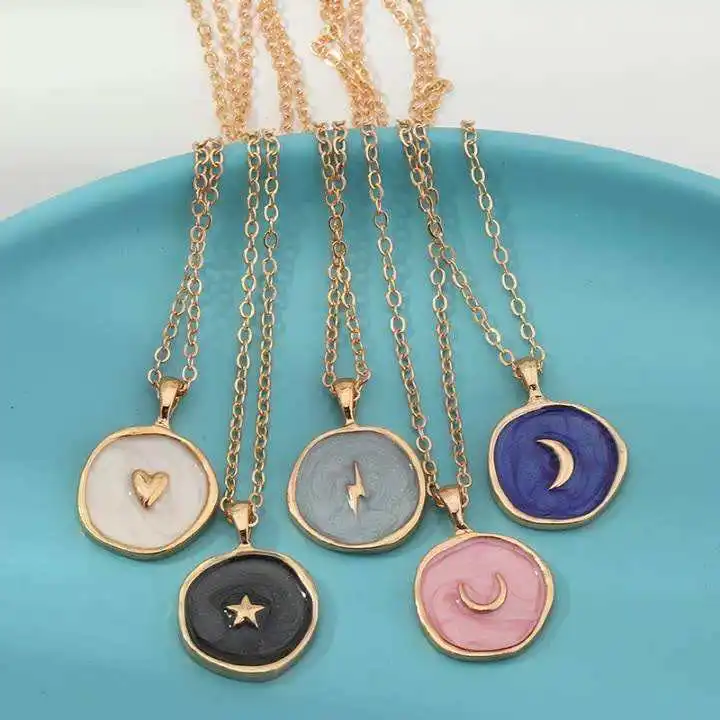 

Moon Coin Necklace Fashion Women Crystal Jewelry Gold Plated Coin Pendant Necklace Quicksand Design