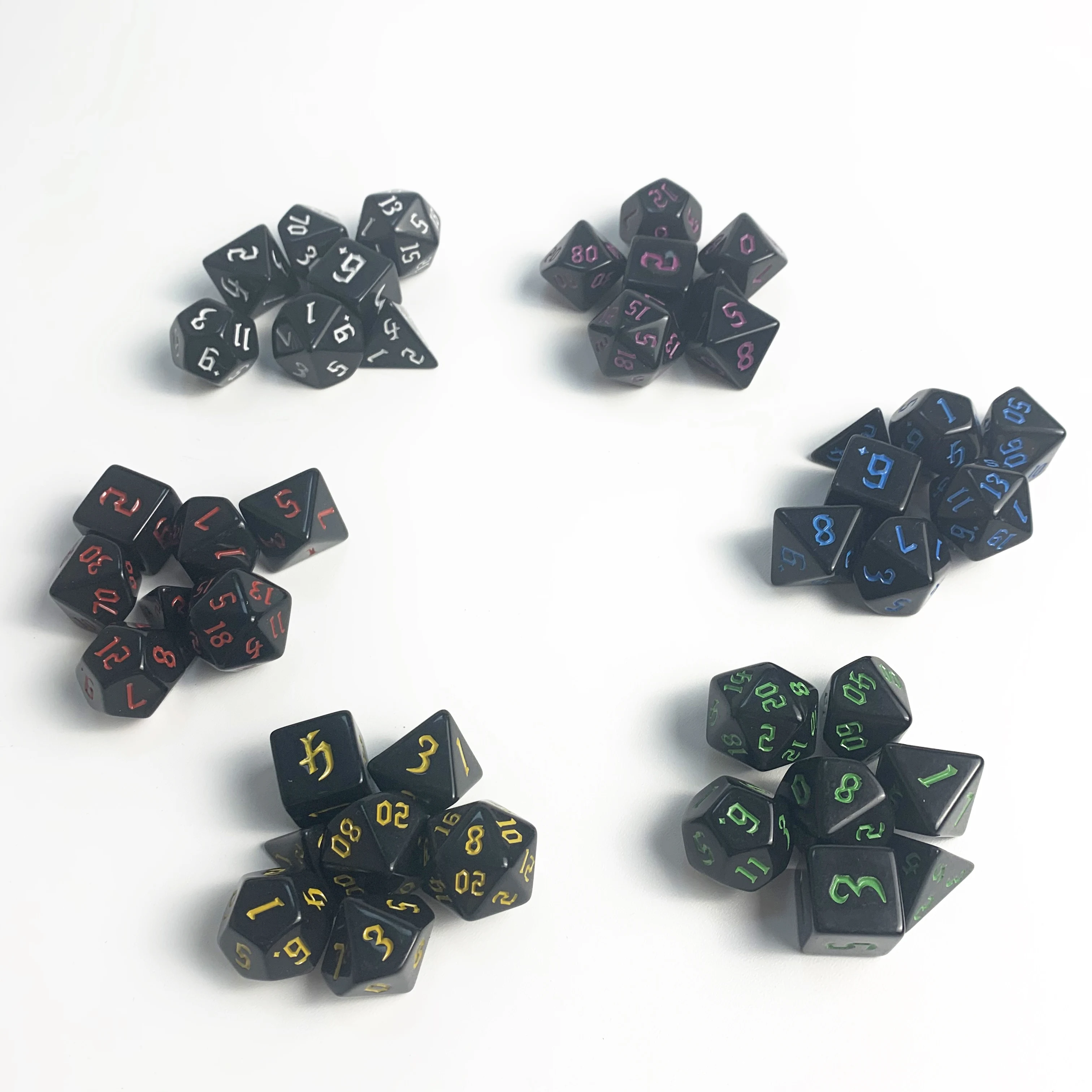 

new font black dices DND polyhedral TRPG colored multi colors custom 7PCS per set plastic dices set