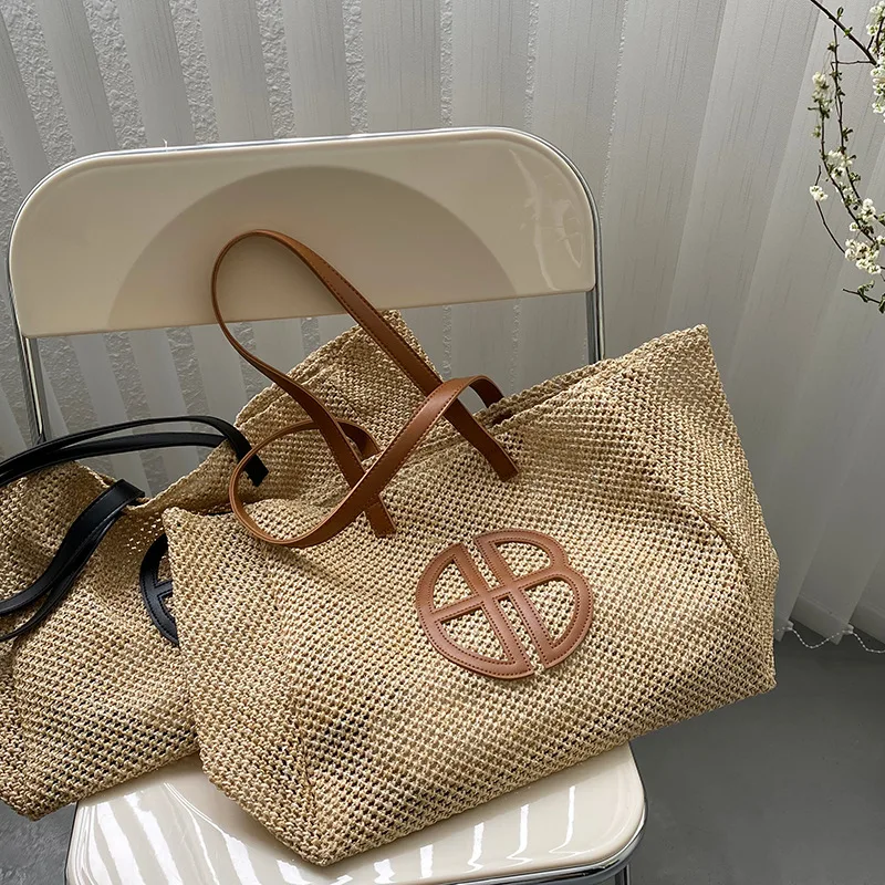 

Hot sale Hand-woven fashion hollow out handbag custom summer mesh paper beach bag for women straw tote bags