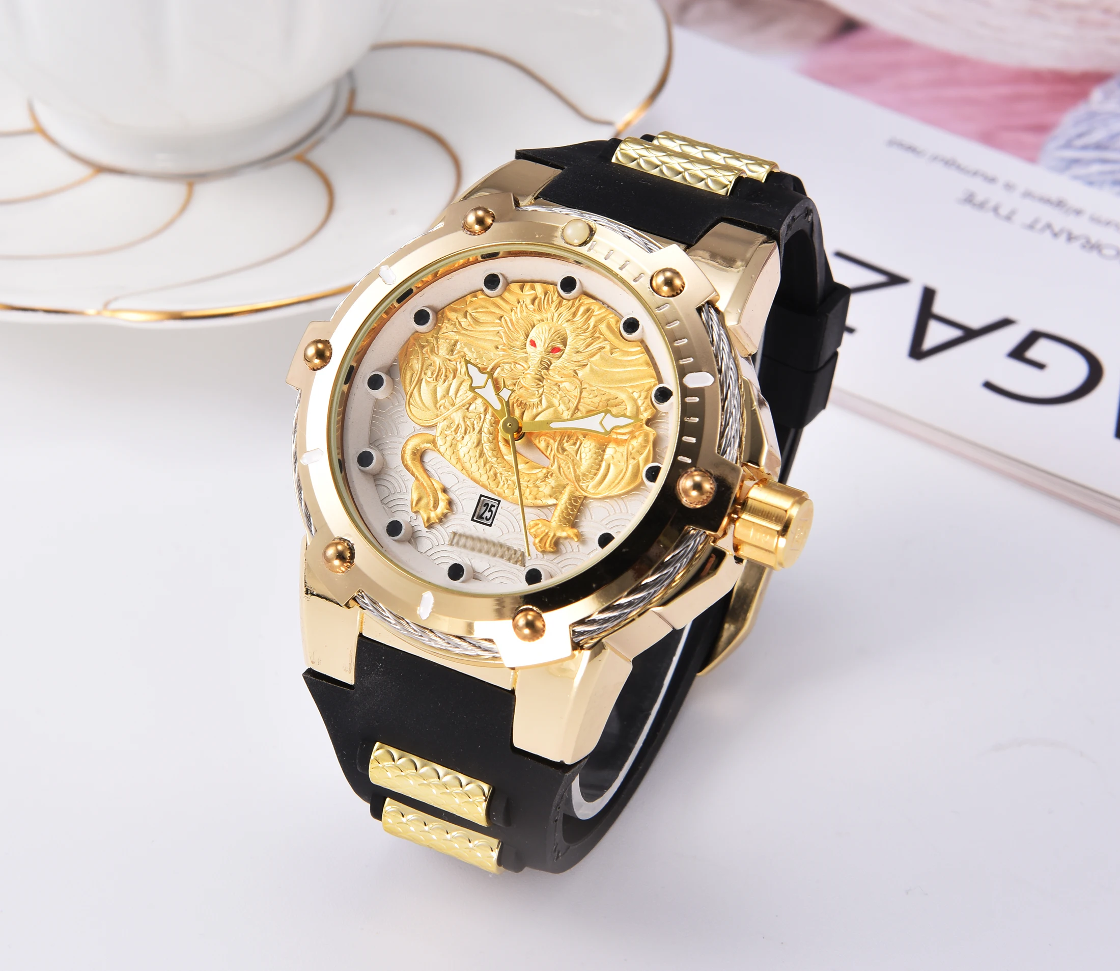 

Watches Men Fashion 3D Sculpture Dragon Quartz Watch Waterproof Rubber Strap Big Dial Sport Watch Man Relogio Masculino