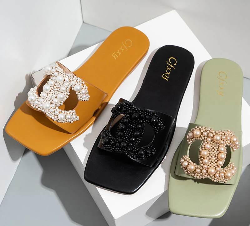 

Wholesale women's comfortable outdoor platform metal women's flat slippers women's sandals