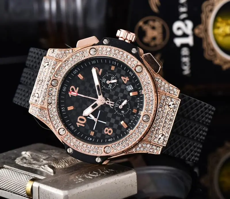 

Men's Watch full-featured stopwatch with drill