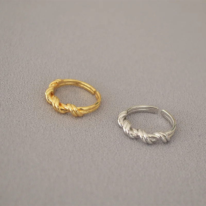 

New Twist Open Ring Brass Wrap Stacking Ring Egrantly Adjustable Ring, Picture shows