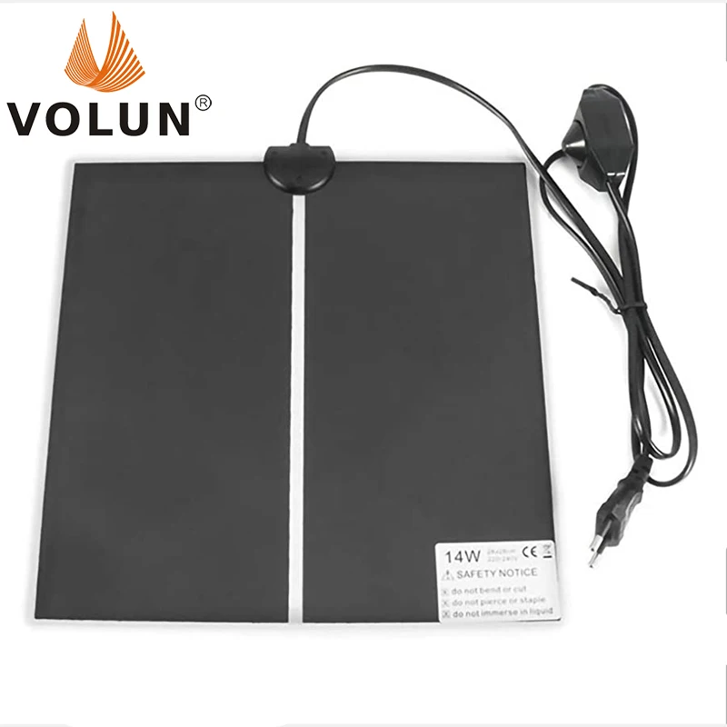 

Hot sale Europe standard pet heating pad 28 x 28 cm 14W 220V with temperature switch and two plug power cord reptile heating pad