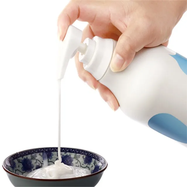 
Milk scented bath gel whitening, nourishing and moisturizing skin 900ML 