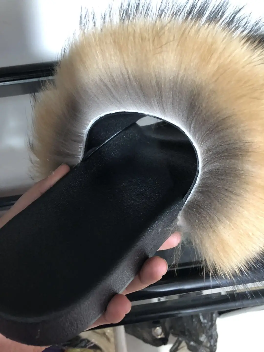 
Quality Raccoon Fur Soft Sandals Wholesale Women Slippers Natural Color Fur Slides 