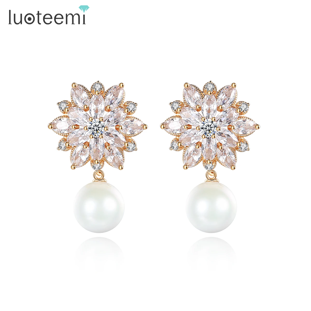 

LUOTEEMI Big Elegant Woman Jewelry Pearl And Zircon Huggie Hoop Fashion Large Earring Flower