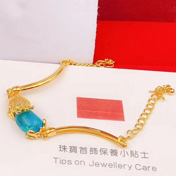 

Vacuum Plated 24K Gold Inlaid Gemstones To Avoid Evil Transshipment JewelryAgate Lucky Pixiu Bracelet Female