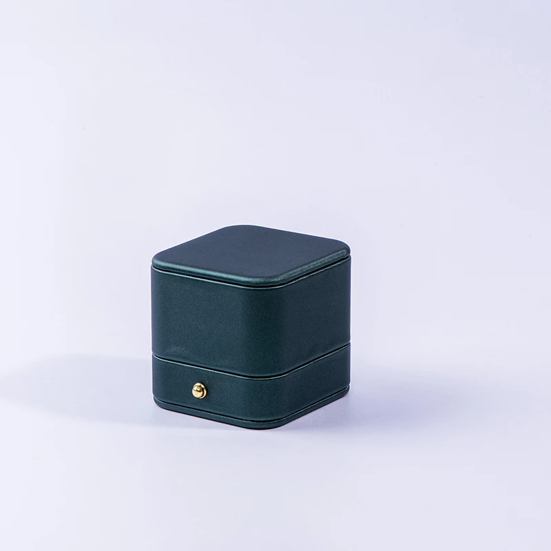 

High-quality Wedding Velvet Stainless Steel Ring Box Jewellery Leather Gift Packaging for ring, Red/green