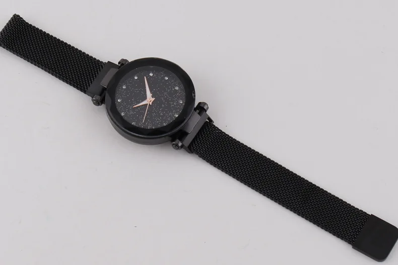 10998278656_1632060876