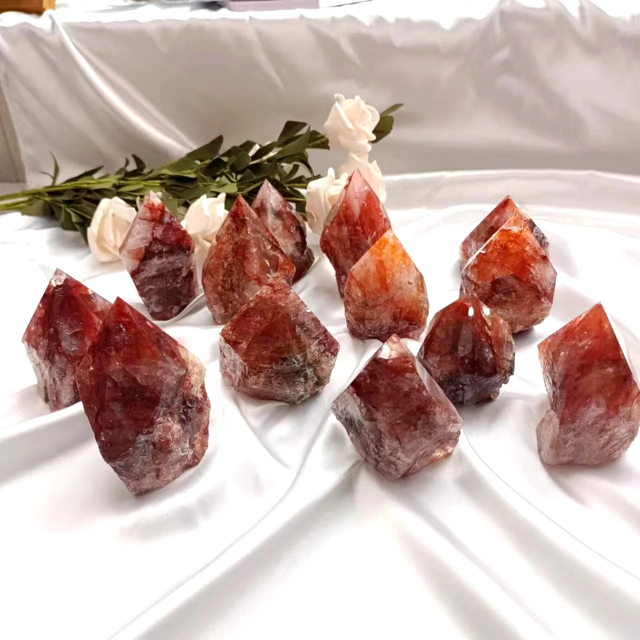 

Natural Crystal Raw Stone Point Tower Healing Gemstone Red Fire Quartz Hematoid For Fengshui Home Decor