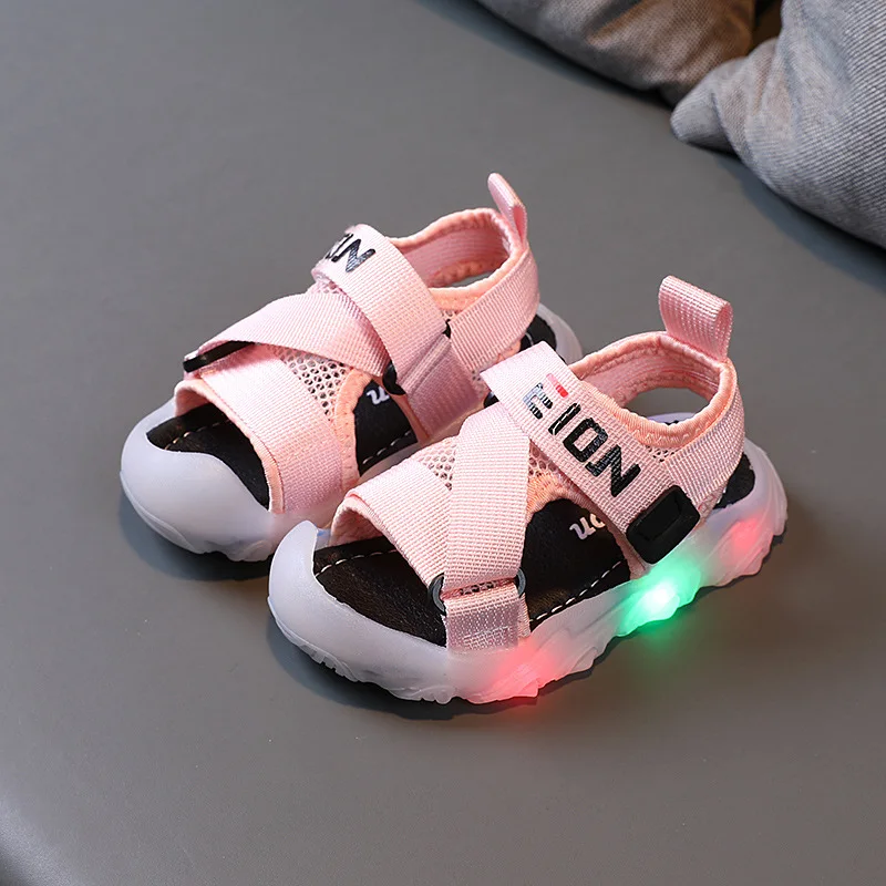 

2021 summer new jelly shoes children's light-up sandals Baotou soft-soled beach shoes boys and girls light-up shoes, Multicolor
