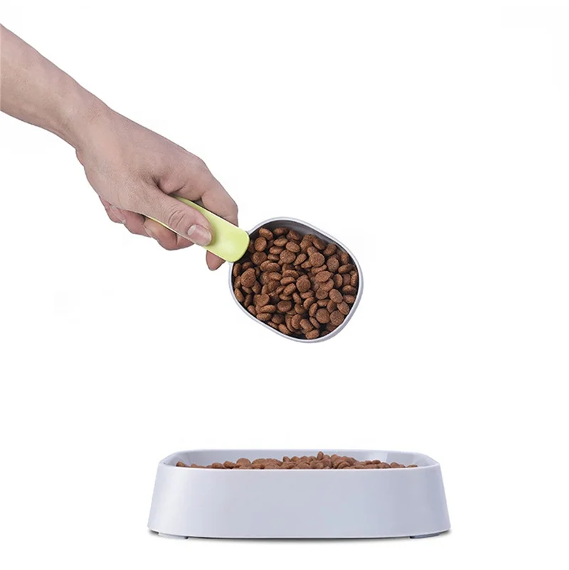

Spot wholesale eco-Friendly new design easy clean dog scooper feeding pet food spoon with clip handle