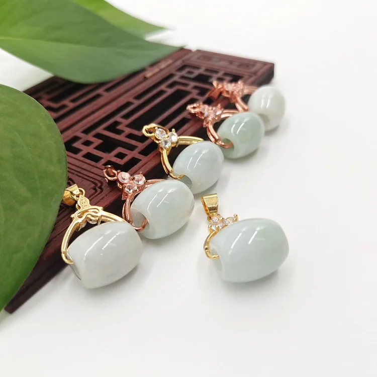 

Mini Cute Jadeite Zinc Alloy Jewelry Jade Pendant Necklace Jewelry
