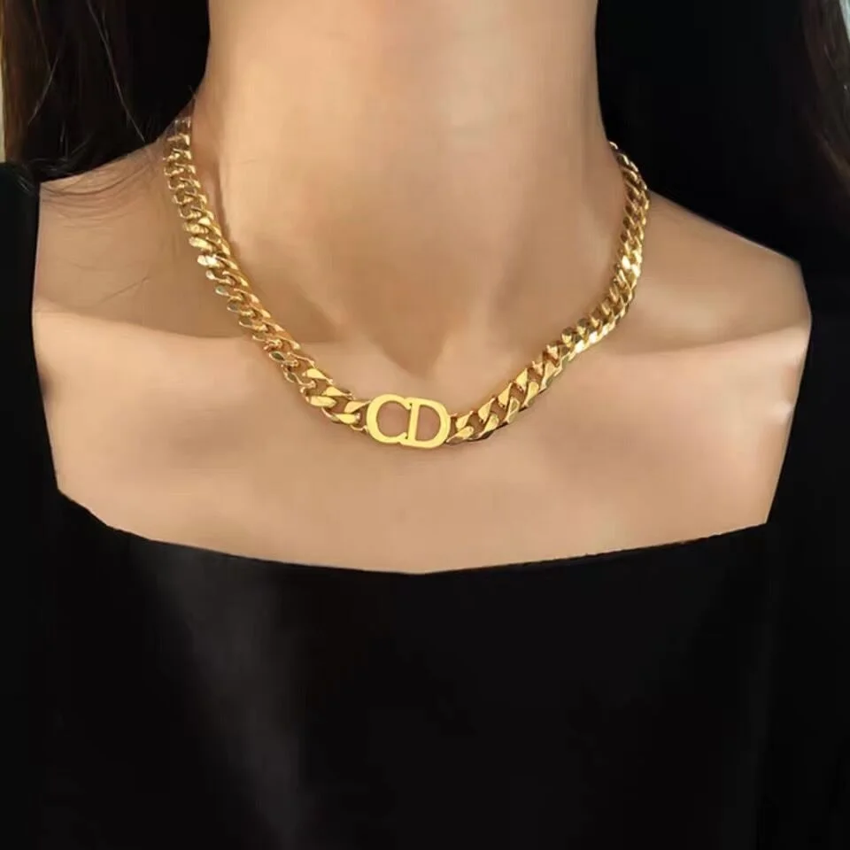 

Gold Plated Silver Plated Statement Necklace cheap New Hollow CD Letter Design Exaggerated choker necklace for womem, Picture shows