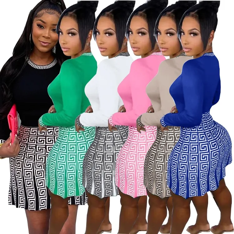 

2022 Spring Summer Women Clothing Printed Pleated Skirt And Long Sleeve Top Set 2 Pieces Outfits 6 Colors Two Piece Skirt Set