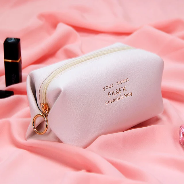 

2021 OEM Travel Toiletry Organizer Women's custom logo print simple style High quality Fashion Pu Leather Cosmetic Bag