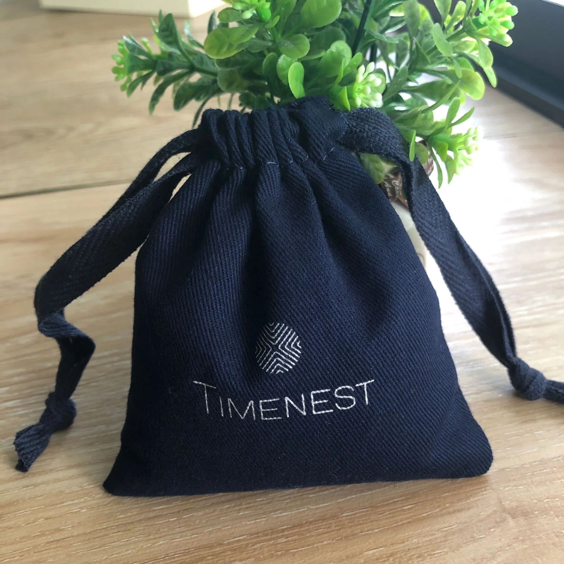 

Custom Silver Logo Printed Jewelry Drawstring Bag Blue Cotton Twill Jewelry Packing Bag, Natural color, off white color, white color, black color , red etc