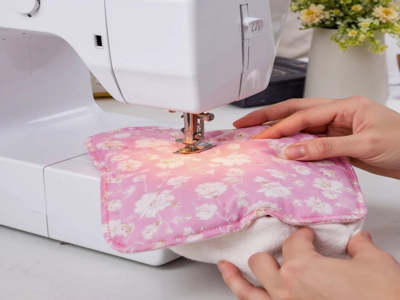 Hand sewing fabric pouch for DIY microwave heat pack