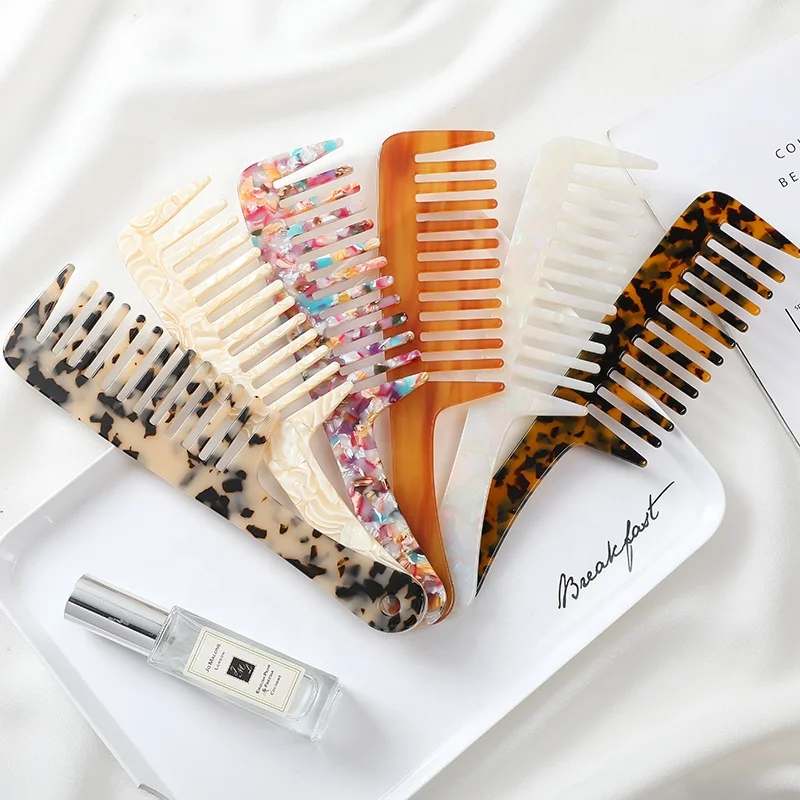 

Large Size Acrylic Comb The long handle Leopard Print Comb For Girls Tortoiseshell Acetate Hair Combs For Women