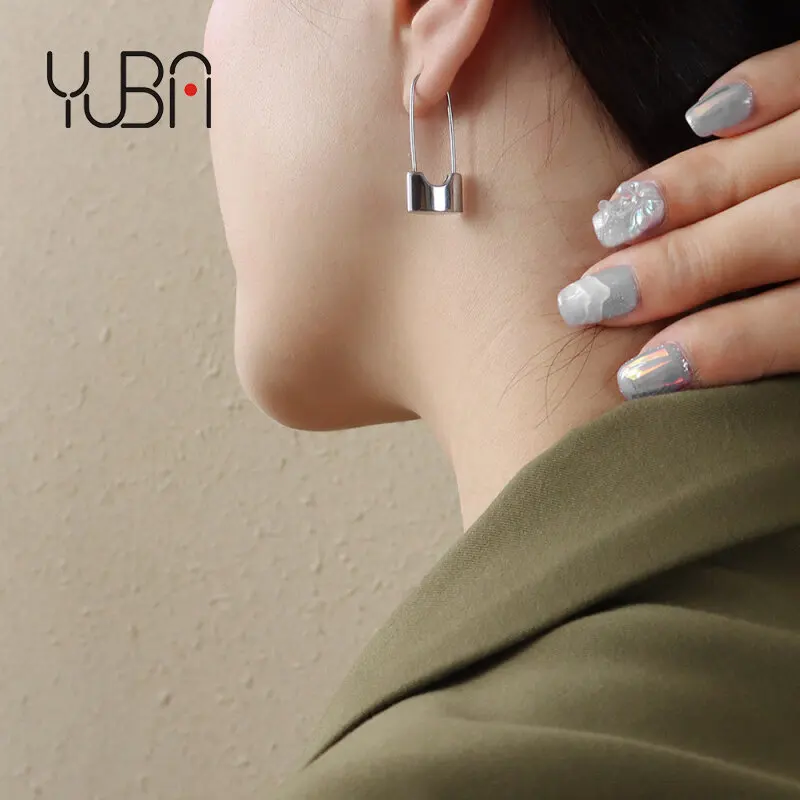 

Hot selling fashion brand Gold and silver Padlock Hoop Earrings stainless steel earrings wholesale