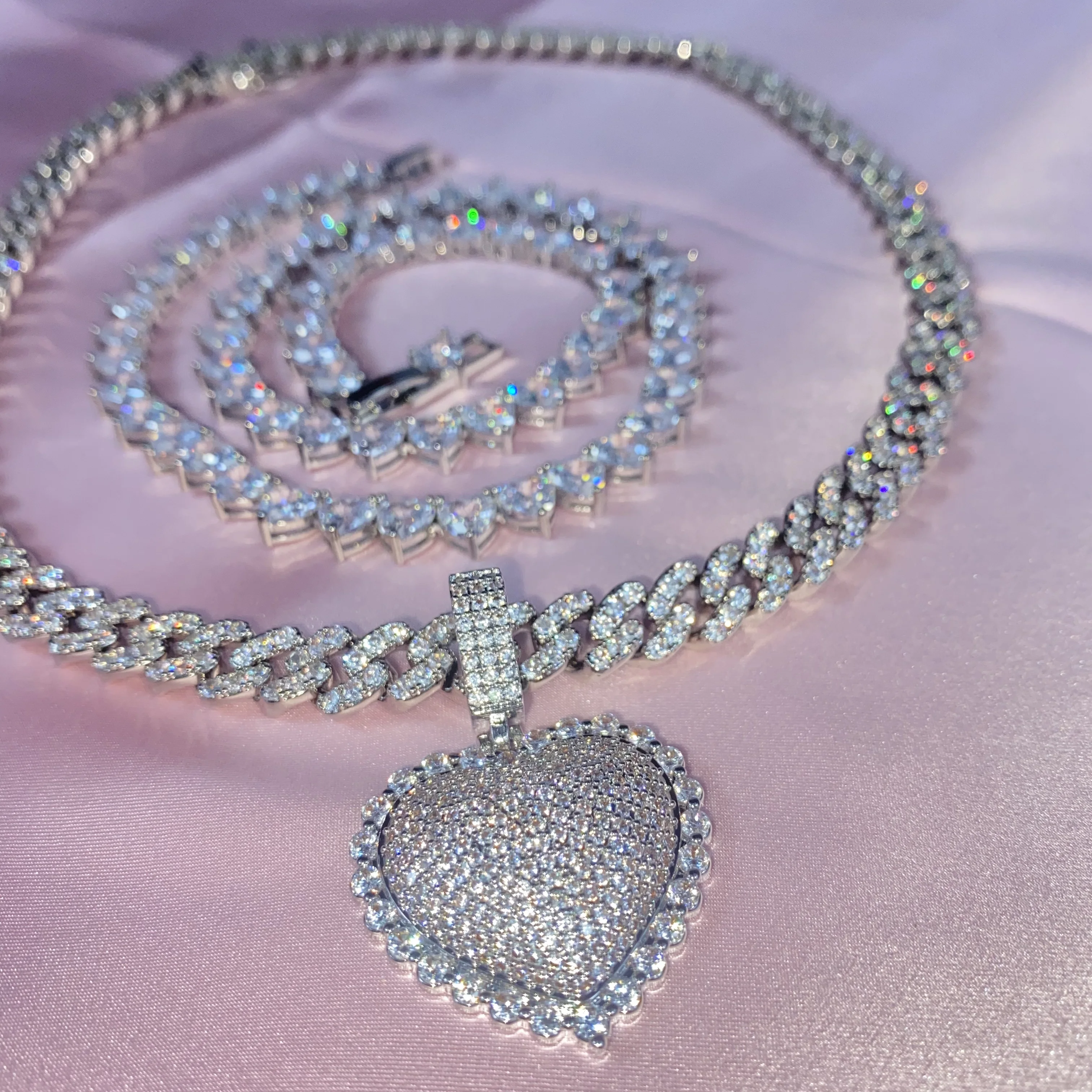 

Heart Pendant set iced out Gold white gold zircon Cute heart pendant heart tennis chain hip hop women jewelry set, White gold / gold/ rose gold