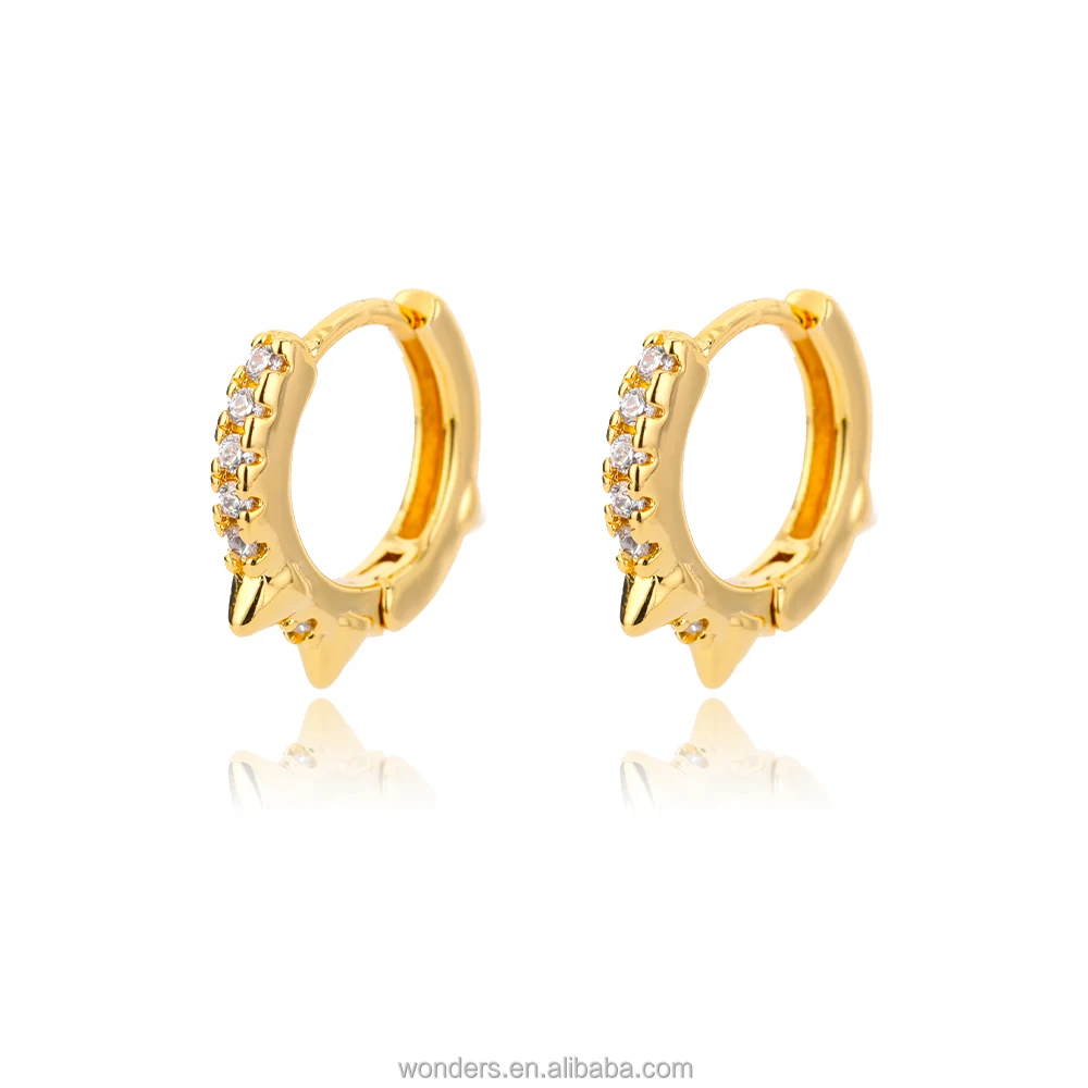 

18K Gold Plated Cubic Zirconia Cuff Earrings Huggie Earrings For Women Girls