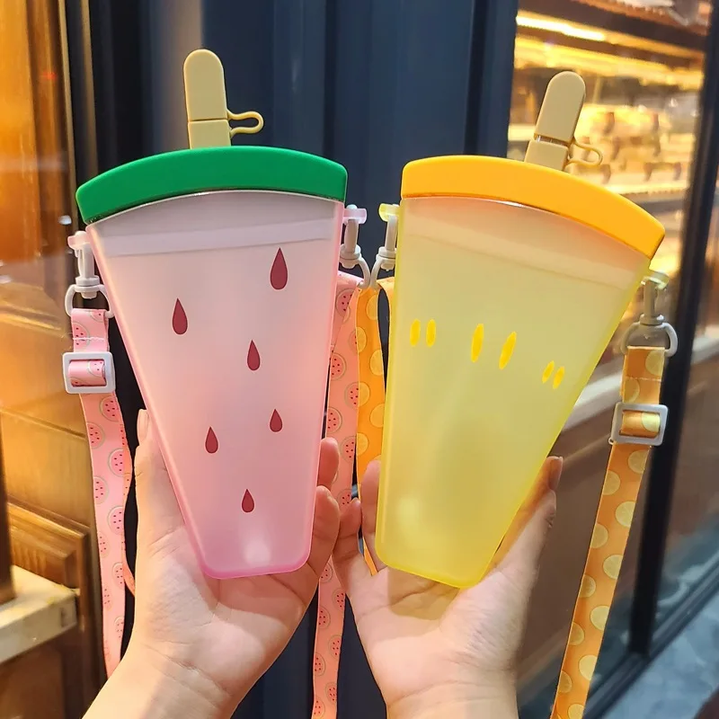 

Cute creative PP straw Fruit cup 400ml kids drinking bottle plastic water bottles drink purses handbags, 3 colors