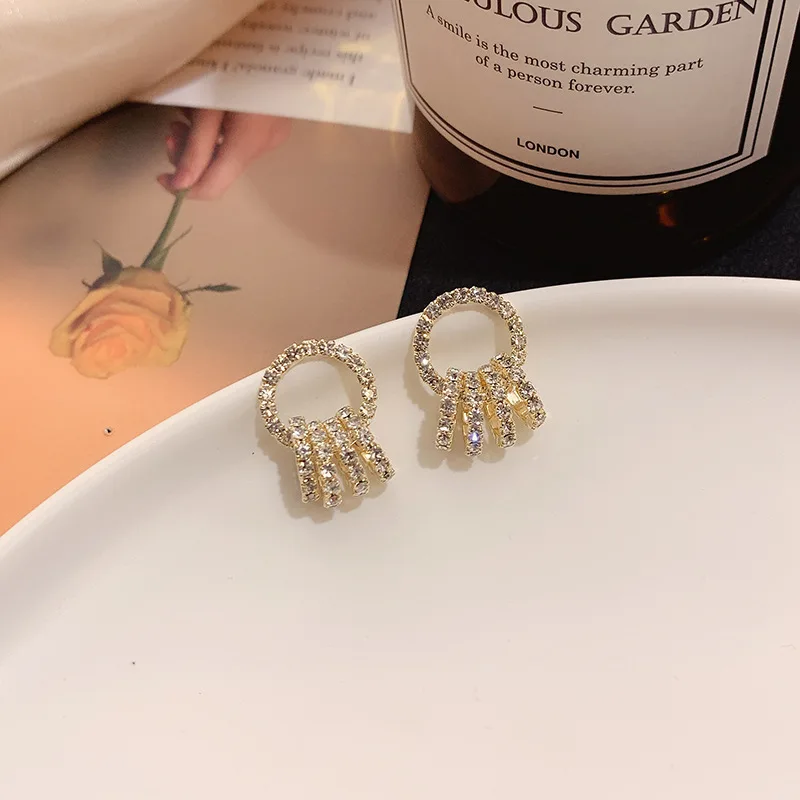 

JuHu Super Flash High Sense Of Small Many Layers Of Circles Exquisite Simple Rhinestone Earrings, Silver needle -830