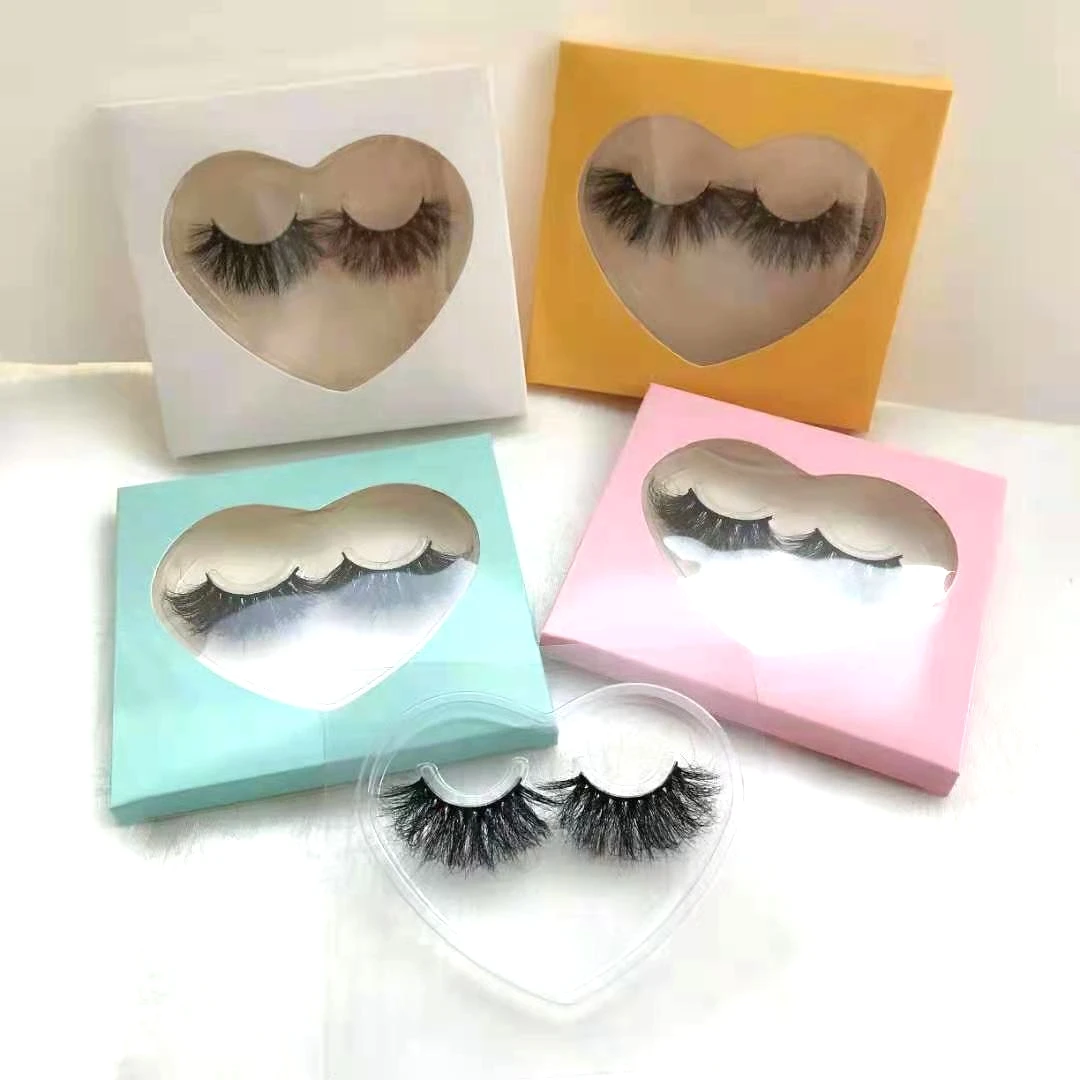 

2021 Custom Cute Soft Paper Lashbox Valentine Day Heart Shaped Window Lash Box Wholesale Empty Holiday Eyelash Packaging Case