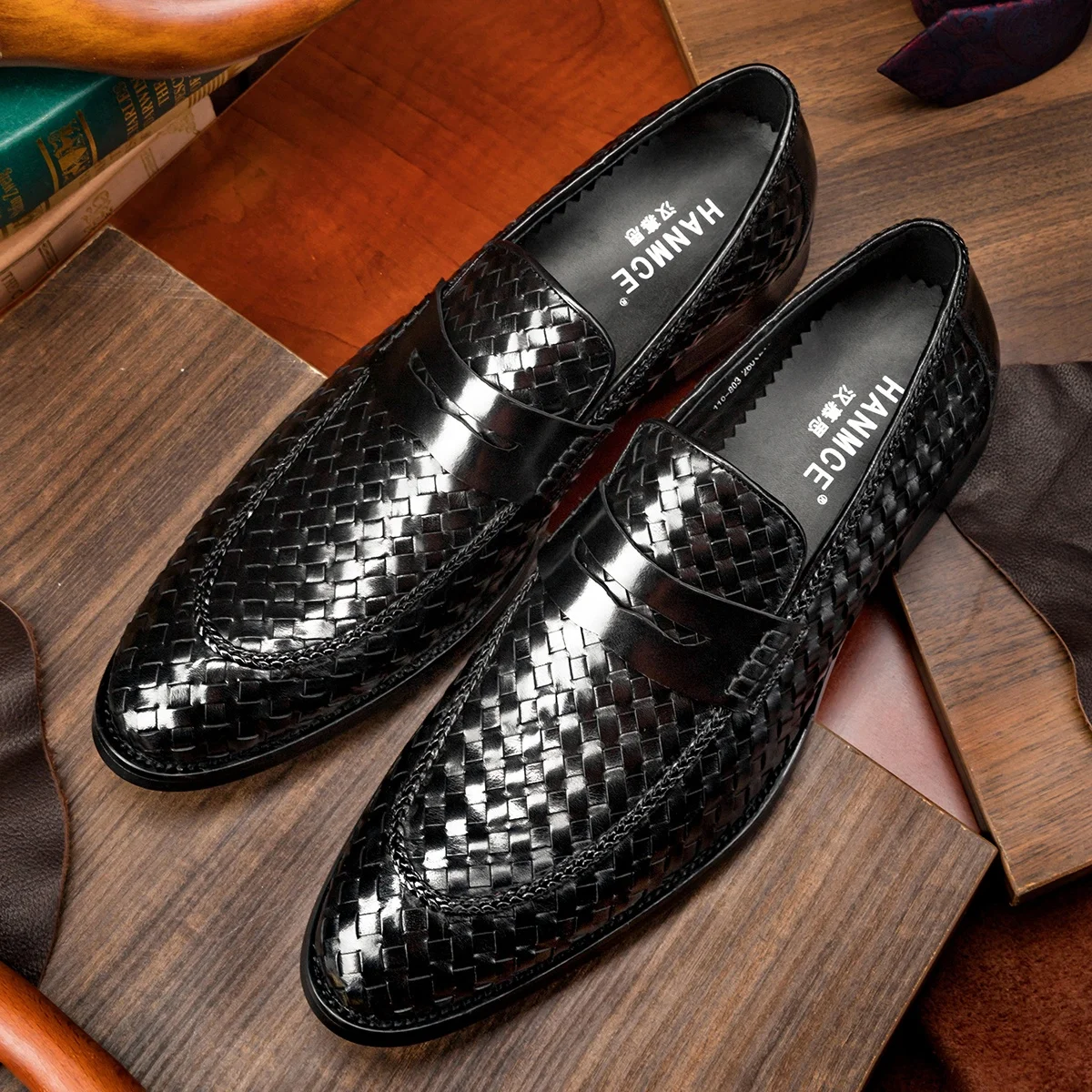 

Best design rubber outsole genuine leather slip on loafers for men, Black