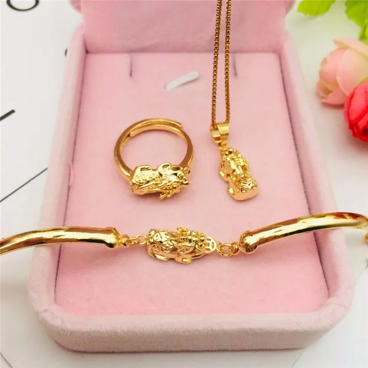 

Gold Plated Jewelry Set Smooth Brave Brave Ring Bracelet Pendant Accessories Wholesale