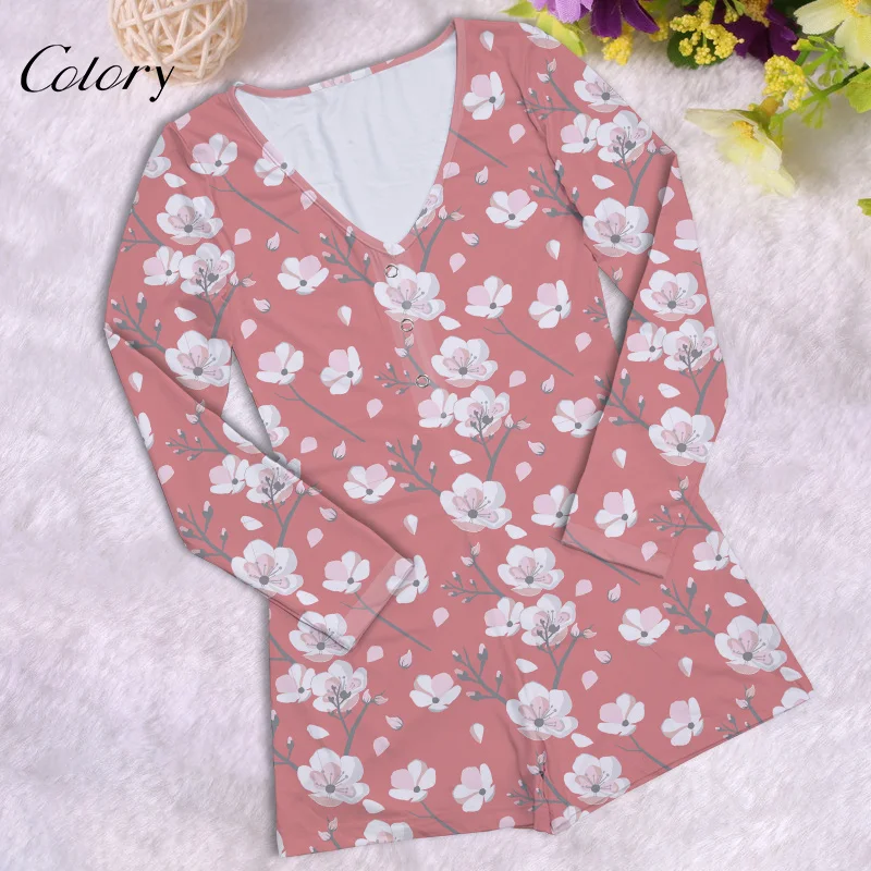 

Colory Solk Pajama Logo On Printed Flower Pajamas, Picture shows