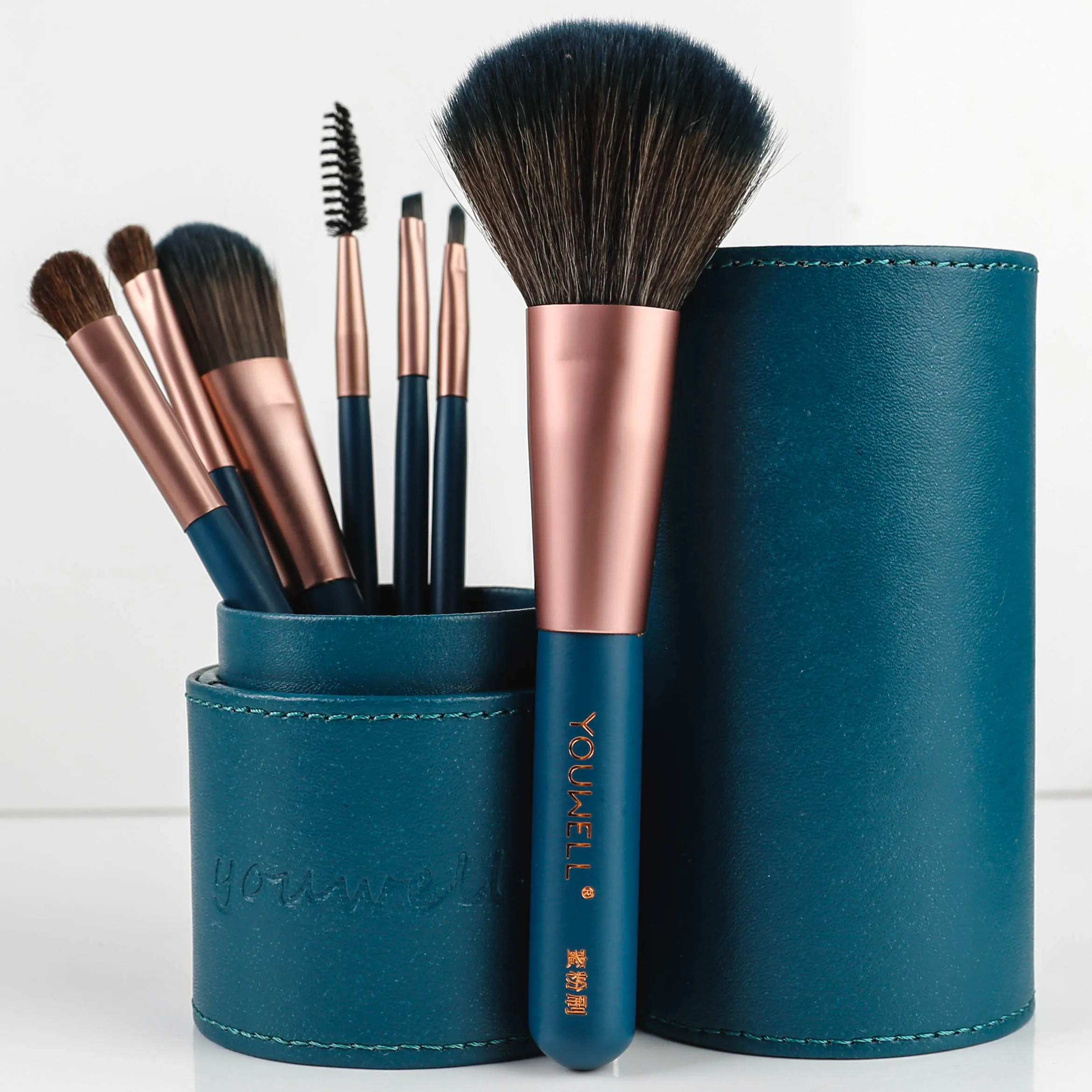 

Jieniya 7Pcs Blue makeup brush sets wooden handle and Synthetic Hair with Blue brush pot, Green