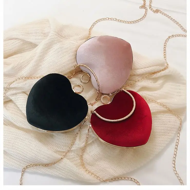 

B10041 Wholesale Women New Fashion Heart Shaped Messenger Bag Personality Dinner Portable Bag, Red,black,pink