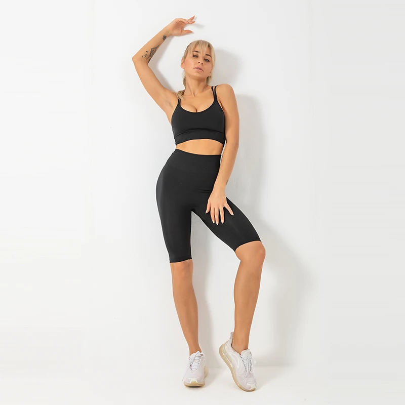 

2021 AM871 custom made Fashion high quality Stretchy Fitness clothes two piece set women fitness yoga wear, Solid color