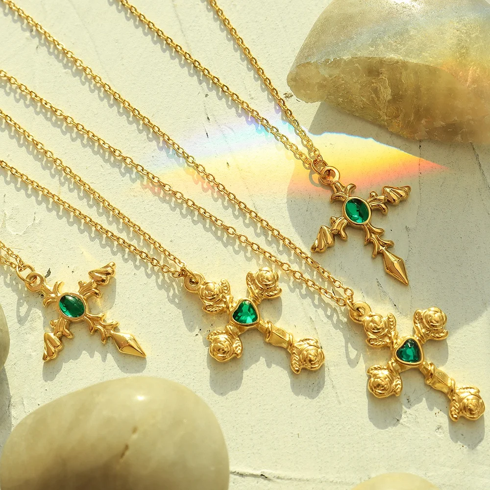 

Stainless Steel 18K Gold Plated Jewelry Rose Cross Emerald Zircon Necklace