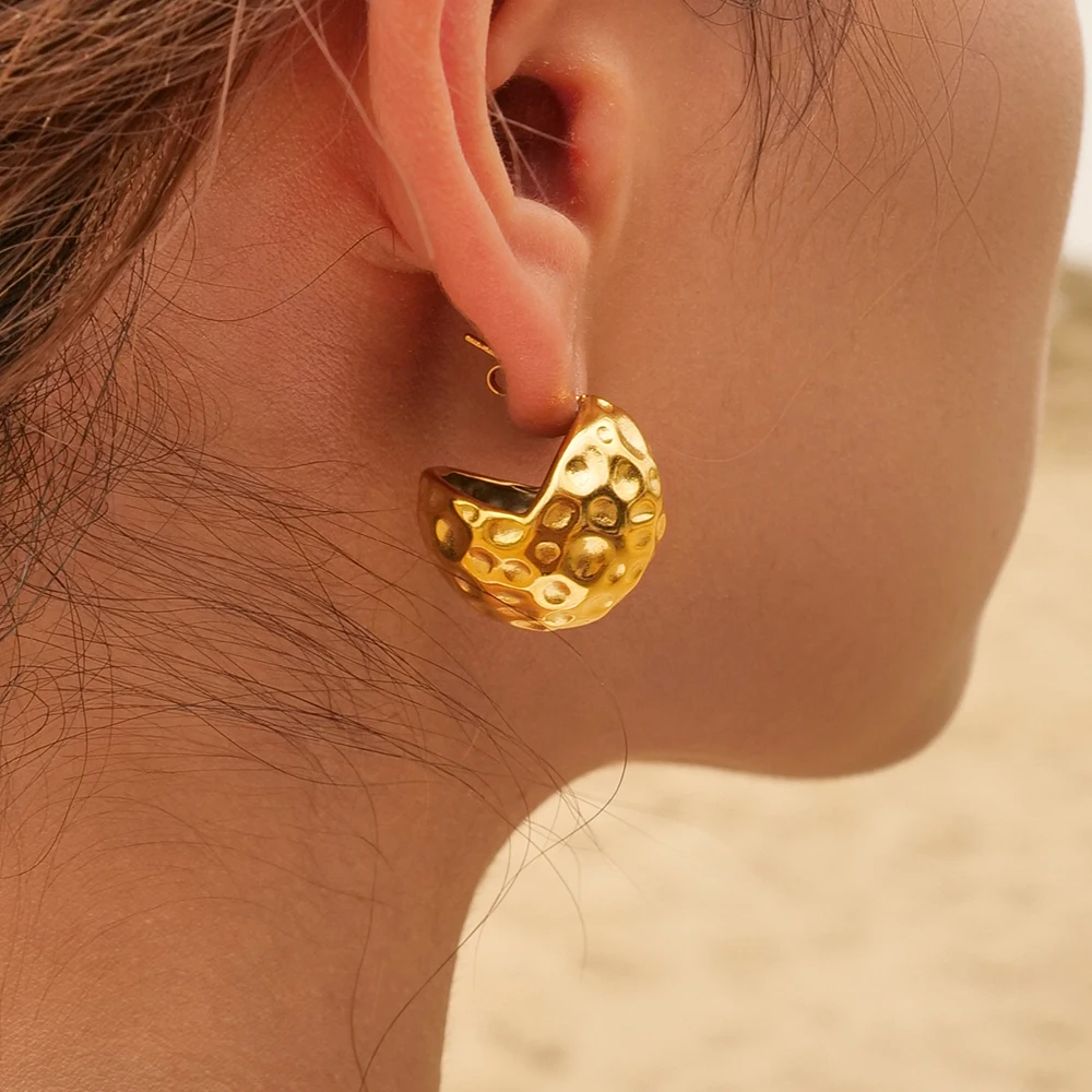 

J&D Designer design Hollow Ball Stud Earring 18K PVD Gold Plated Stainless Steel Hammer Lava Round Shape Earrings For Women