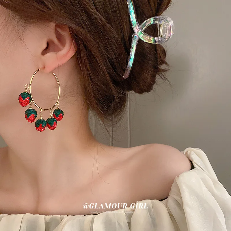 

fashion quality red strawberry drop earrings
