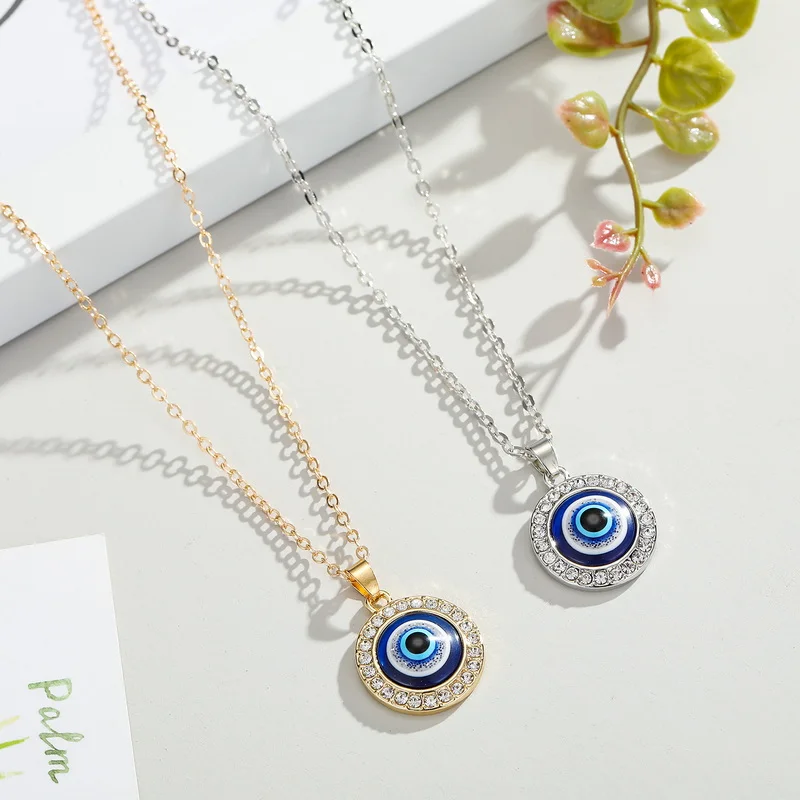 

Creative Gold Round Blue Eye Necklace Hot Sale Rhinestone Evil Eye Necklace Pendants 2021